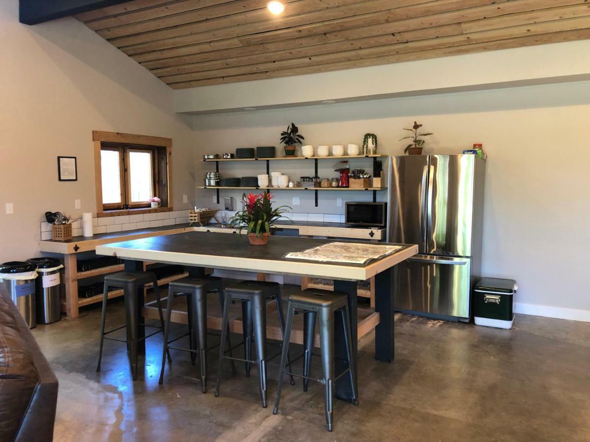 Eastside Guesthouse And Bivy Bishop Εξωτερικό φωτογραφία